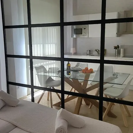 Rentalsevilla Teatinos I Apartment