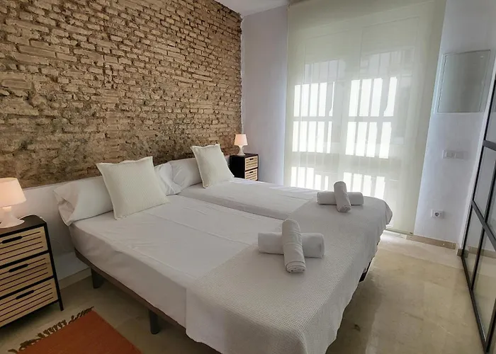Rentalsevilla Teatinos I Apartamento *